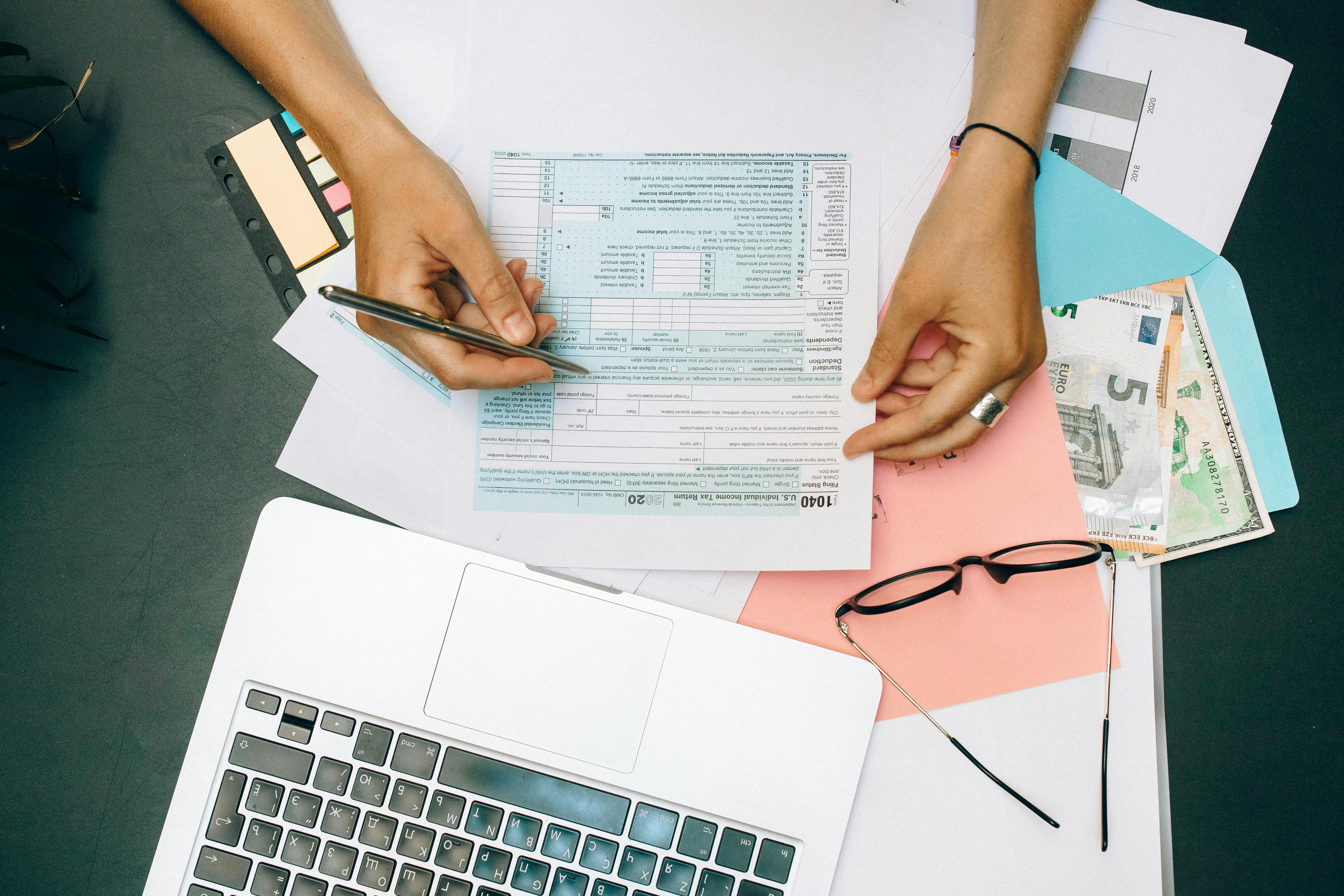 Crypto Gifts and Inheritance Tax: How to Transfer Digital Assets Without Unexpected Tax Liabilities